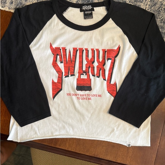 SWIXXZ Never Enough White Raglan Crop 1/4 Sleeve T-Shirt - Picture 2 of 8